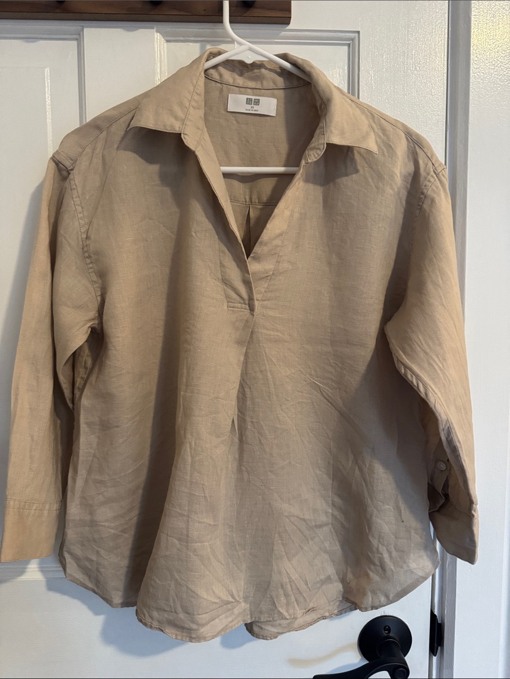 Uniqlo Beige/Tan Collared V-Neck Long Sleeve Blouse